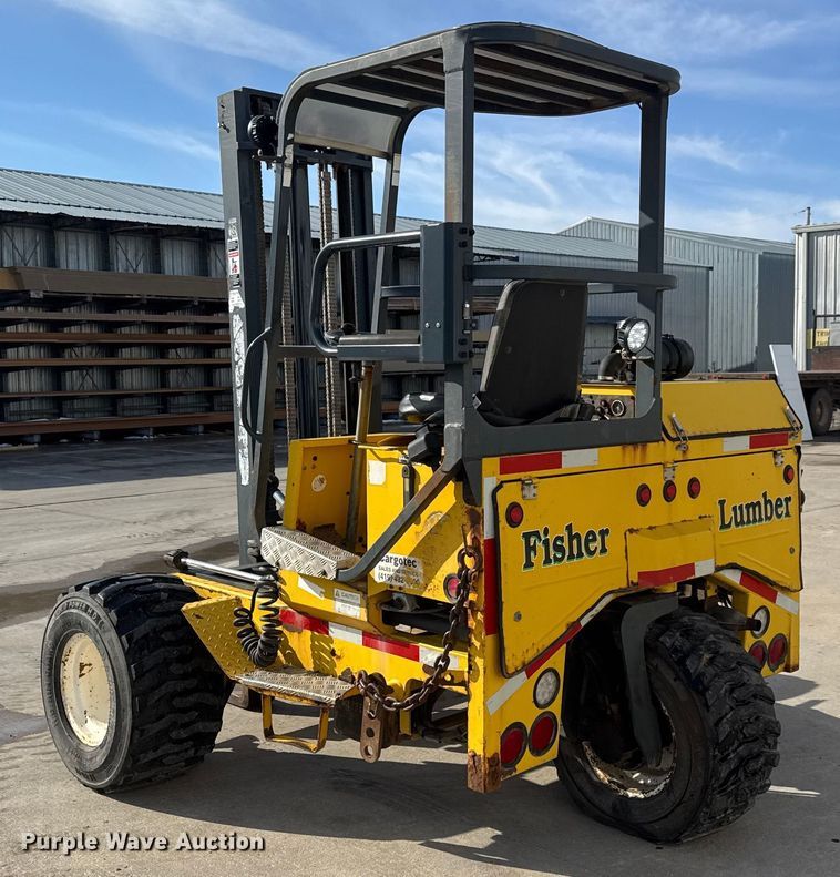 image for item ET4447 2004 Moffett M5500 forklift