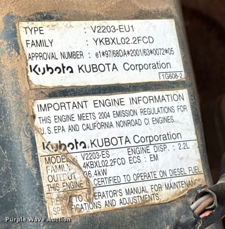 image for item ET4447 2004 Moffett M5500 forklift