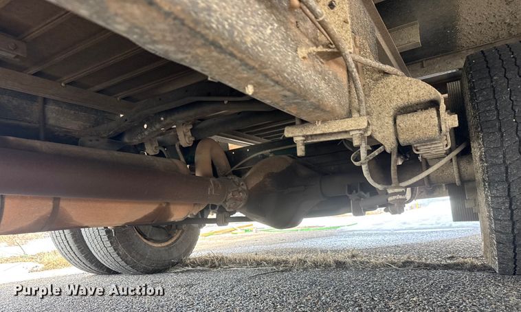 image for item ET4448 2019 Ford E350 Super Duty box truck