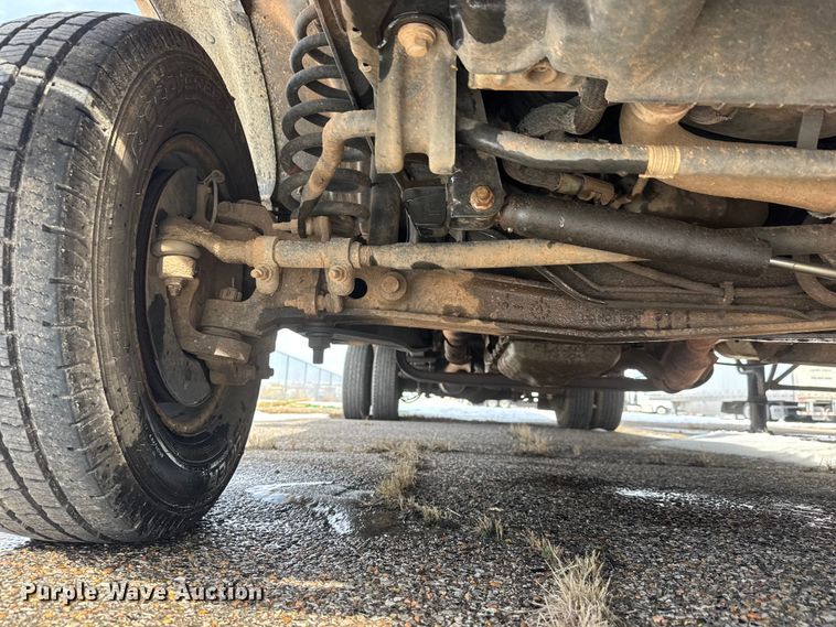 image for item ET4448 2019 Ford E350 Super Duty box truck