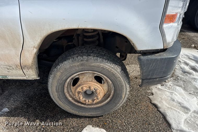 image for item ET4448 2019 Ford E350 Super Duty box truck