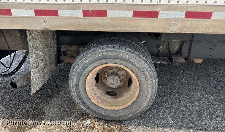 image for item ET4448 2019 Ford E350 Super Duty box truck