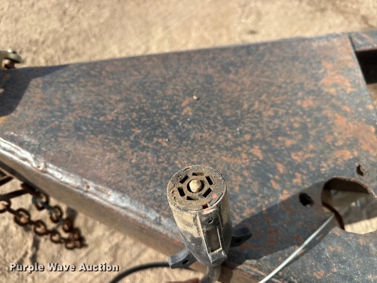 image for item ET4457 2013 Continental TXTW14SA enclosed cargo trailer