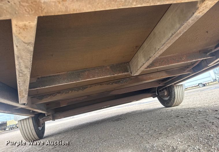 image for item ET4457 2013 Continental TXTW14SA enclosed cargo trailer