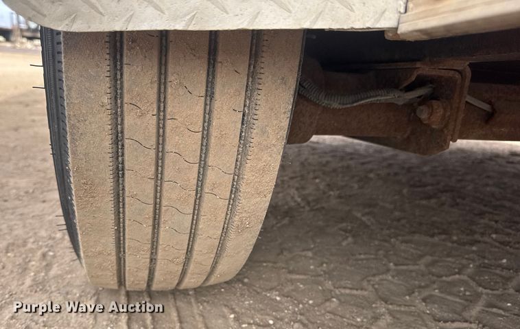 image for item ET4457 2013 Continental TXTW14SA enclosed cargo trailer