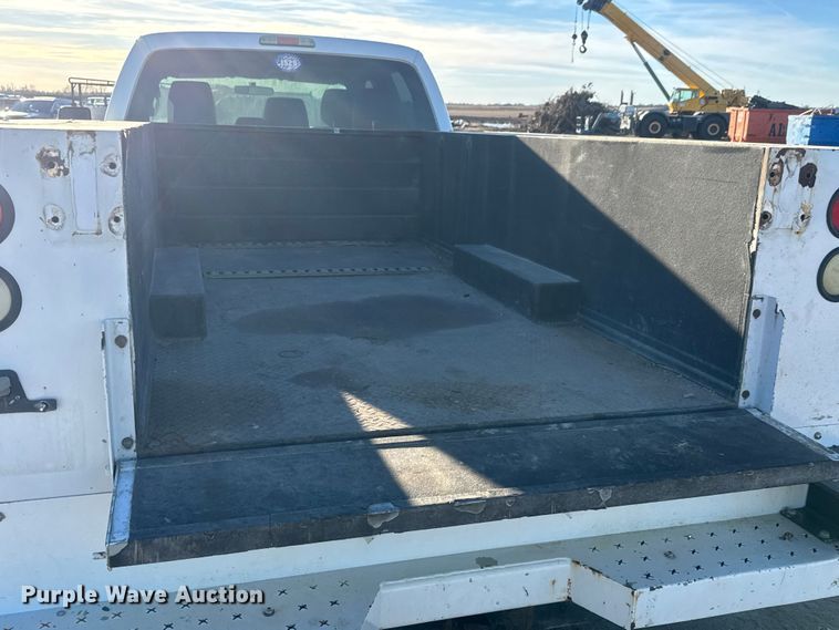 image for item ET4485 2012 Ford F450 Super Duty XL utility / service truck