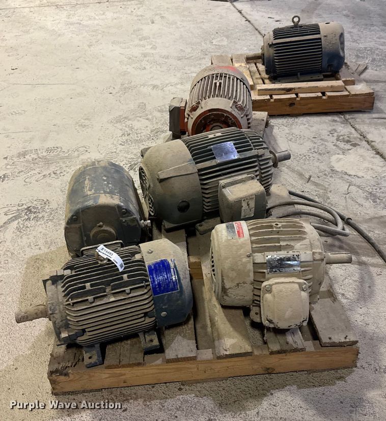 image for item ET4493 (6) electric motors