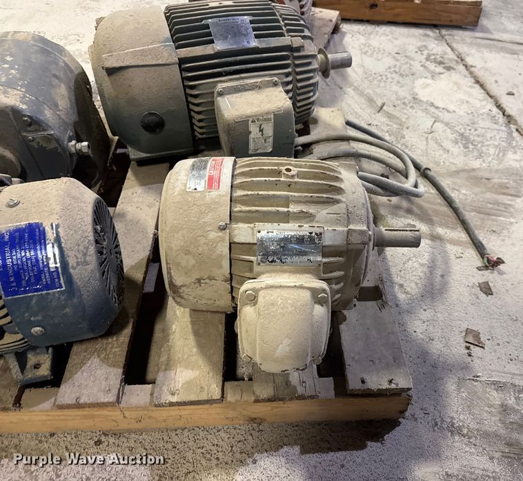 image for item ET4493 (6) electric motors
