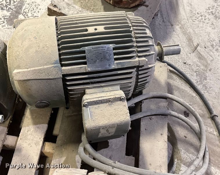 image for item ET4493 (6) electric motors