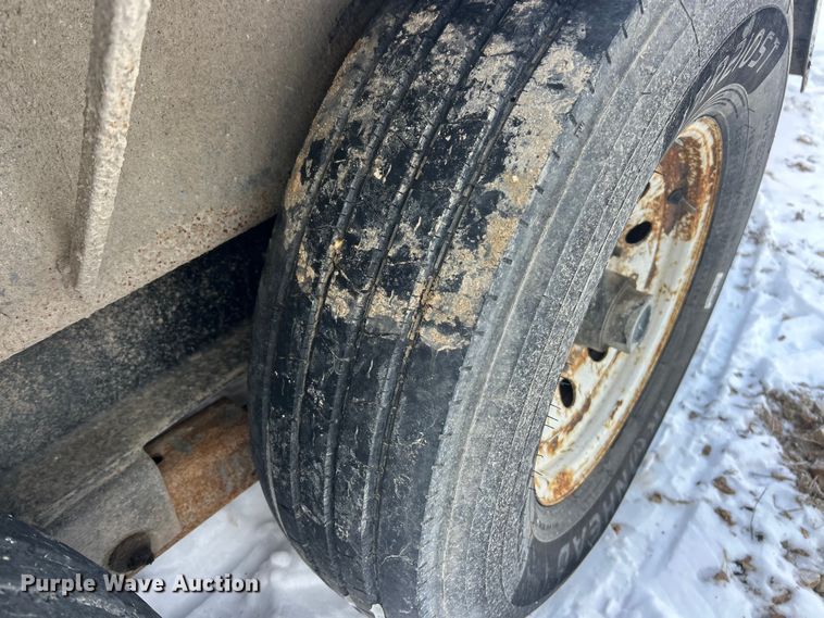 image for item ET6923 2015 Felling utility trailer