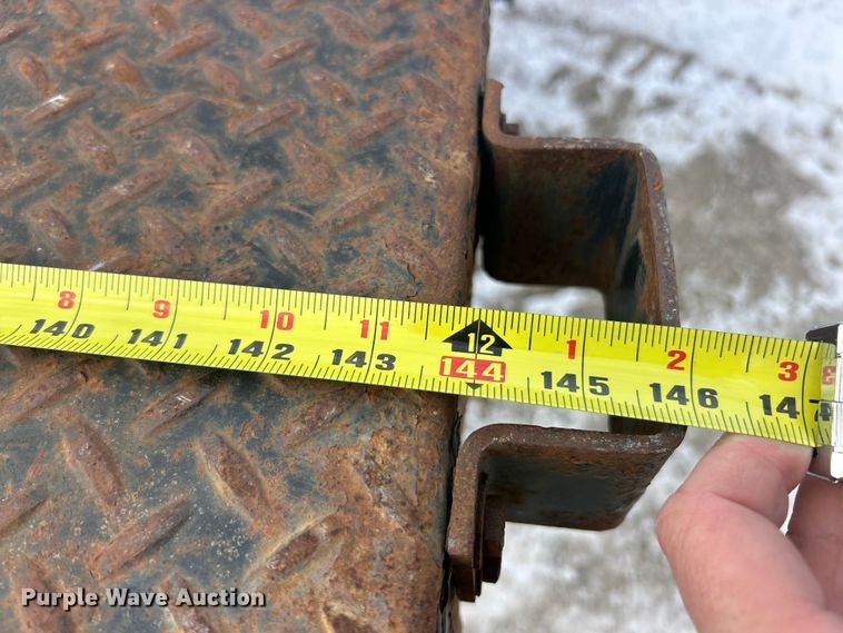 image for item ET6924 2012 GMC Sierra 3500 flatbed pickup truck