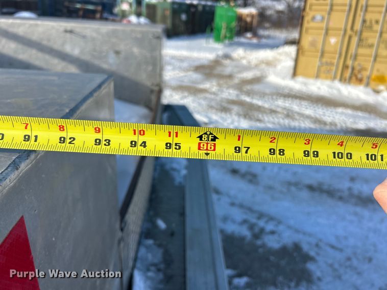 image for item ET6925 2011 Chevrolet Silverado 3500HD Ext. Cab flatbed pickup truck