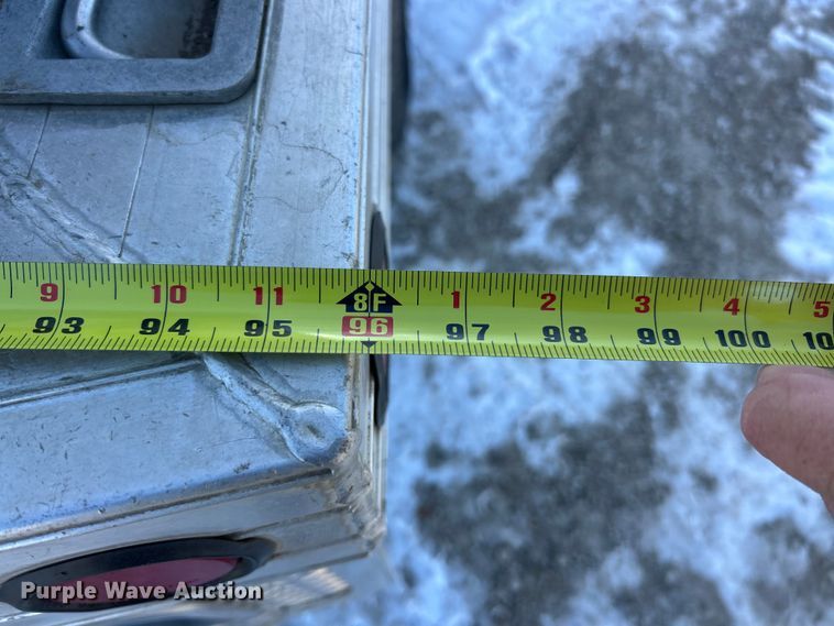 image for item ET6925 2011 Chevrolet Silverado 3500HD Ext. Cab flatbed pickup truck