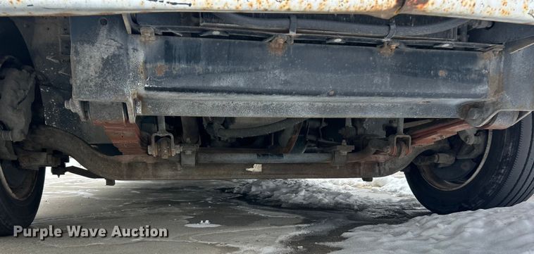 image for item ET6935 2015 Freightliner MT45 delivery truck