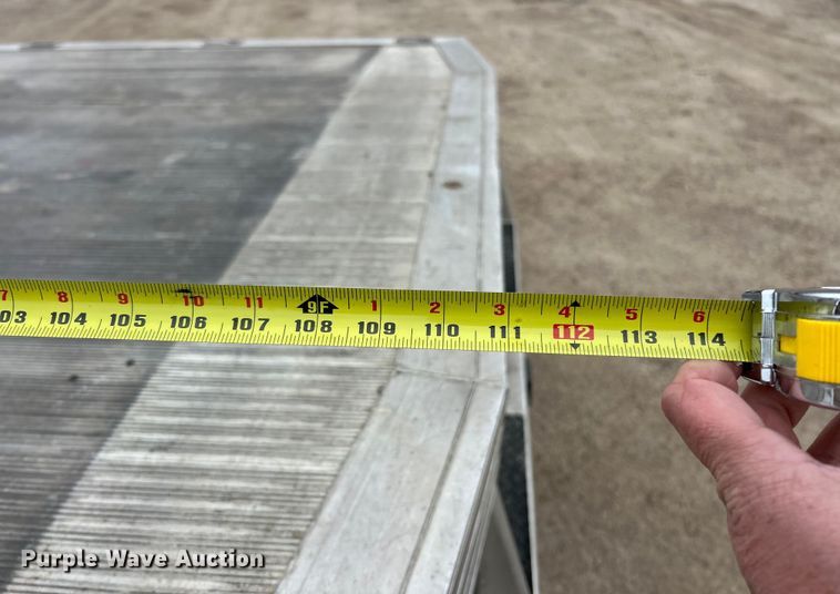 image for item ET6953 2018 Chevrolet Silverado 3500HD Crew Cab dump flatbed pickup truck