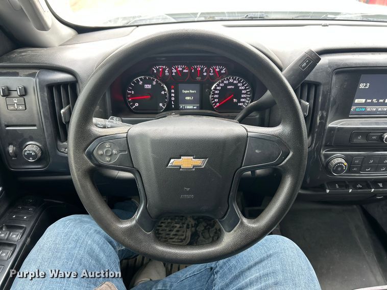 image for item ET6953 2018 Chevrolet Silverado 3500HD Crew Cab dump flatbed pickup truck