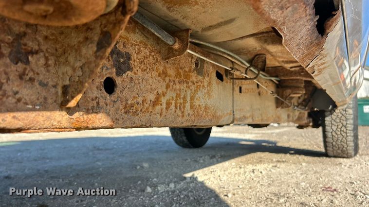 image for item ET6955 2004 Chevrolet S10 Crew Cab pickup truck