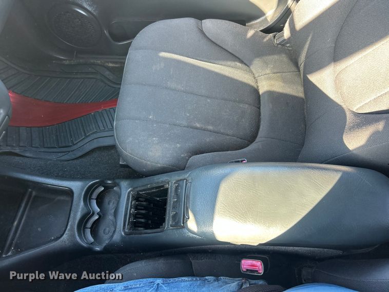 image for item ET6955 2004 Chevrolet S10 Crew Cab pickup truck