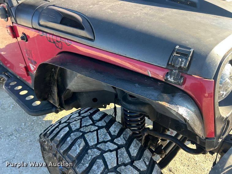 image for item ET6956 2007 Jeep Wrangler SUV