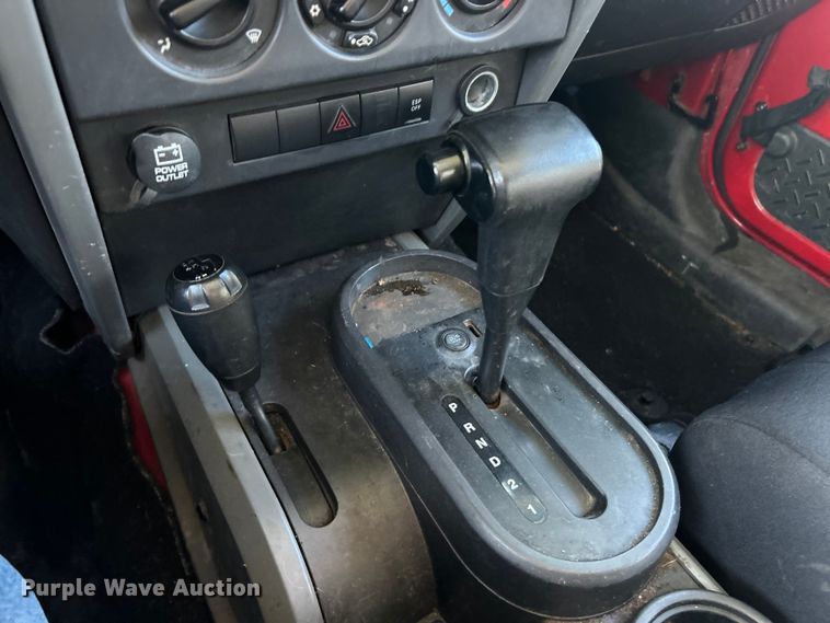 image for item ET6956 2007 Jeep Wrangler SUV