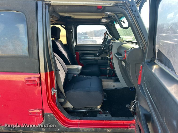 image for item ET6956 2007 Jeep Wrangler SUV