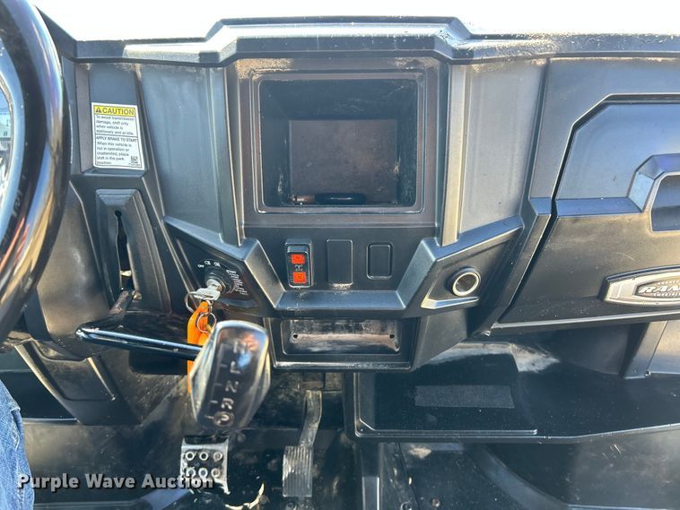 image for item ET6959 2016 Polaris Ranger Crew 570 EFI utility vehicle