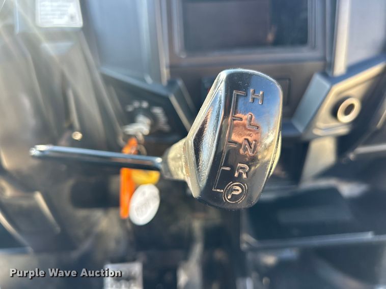 image for item ET6959 2016 Polaris Ranger Crew 570 EFI utility vehicle