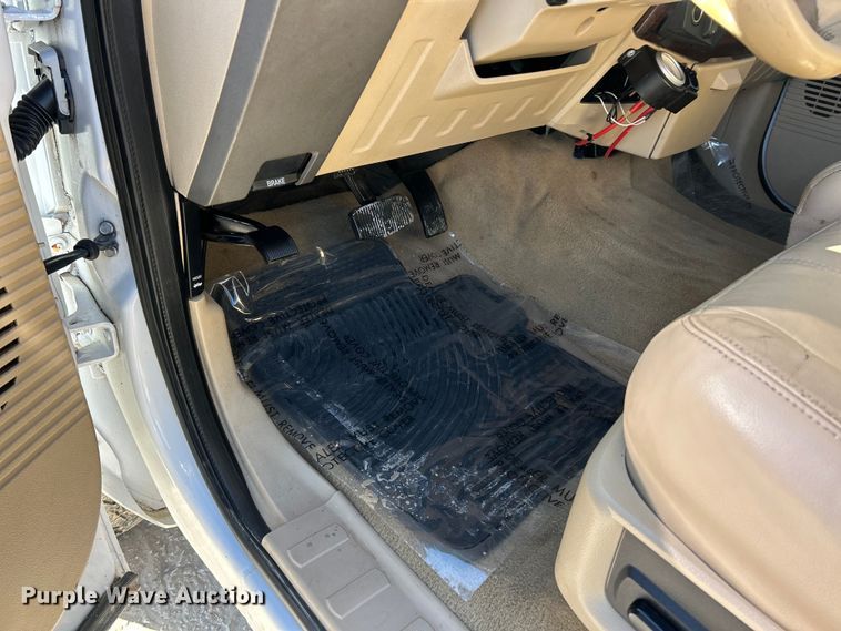 image for item ET6960 2008 Ford F250 Super Duty Ext. Cab pickup truck