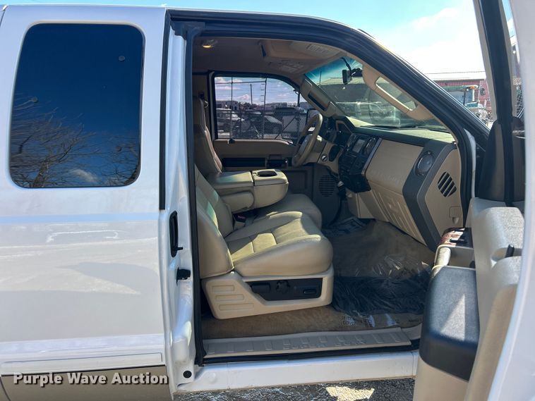 image for item ET6960 2008 Ford F250 Super Duty Ext. Cab pickup truck
