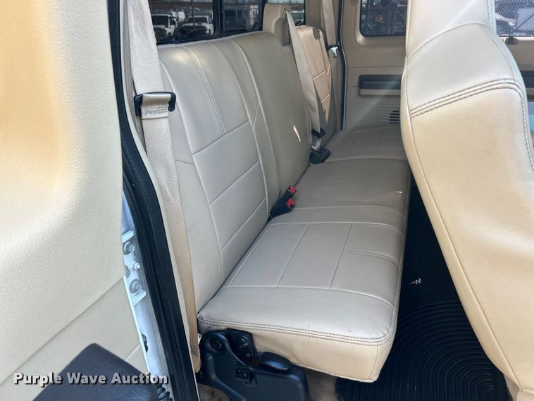 image for item ET6960 2008 Ford F250 Super Duty Ext. Cab pickup truck