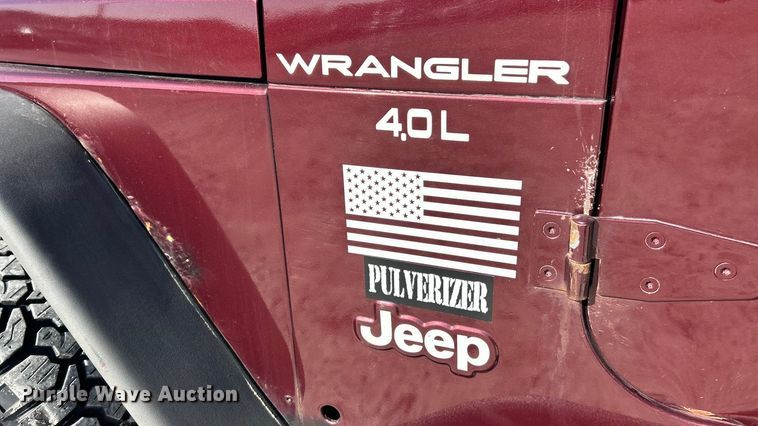 image for item ET6980 2002 Jeep Wrangler SUV