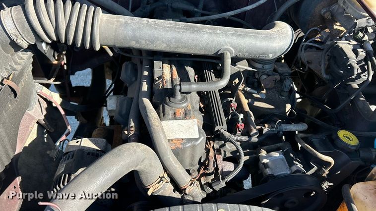 image for item ET6980 2002 Jeep Wrangler SUV