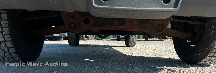 image for item ET6981 2011 Chevrolet Silverado 1500 pickup truck