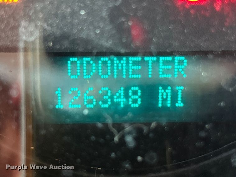 image for item ET6981 2011 Chevrolet Silverado 1500 pickup truck