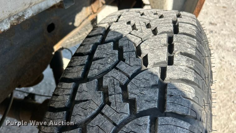 image for item ET6981 2011 Chevrolet Silverado 1500 pickup truck