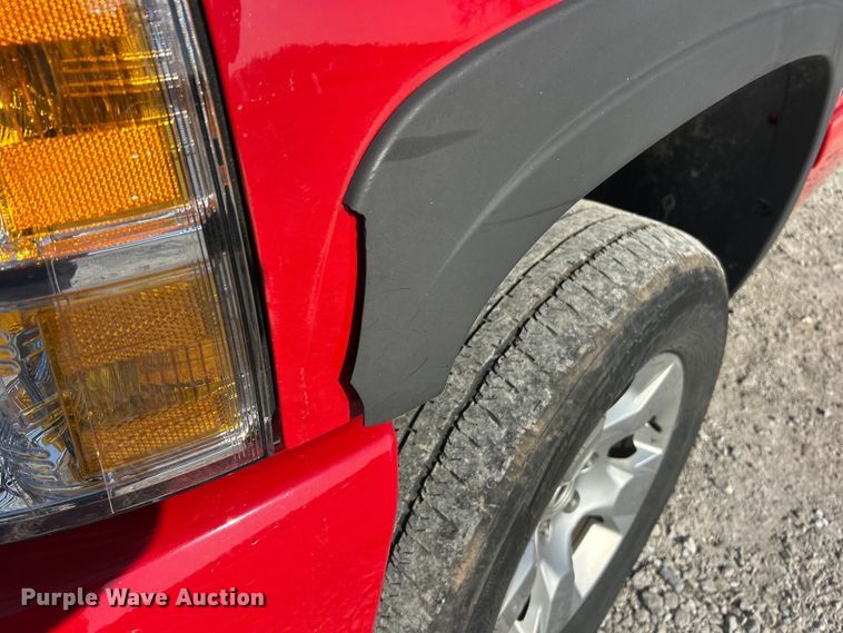 image for item ET6982 2009 Chevrolet  Silverado 1500 LT Crew Cab pickup truck