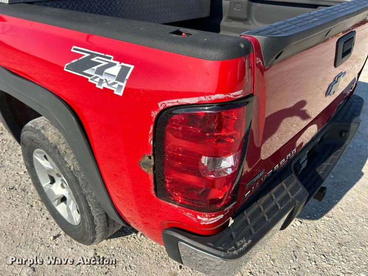 image for item ET6982 2009 Chevrolet  Silverado 1500 LT Crew Cab pickup truck