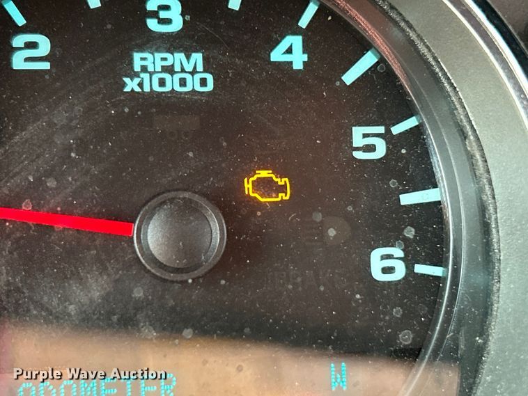 image for item ET6982 2009 Chevrolet  Silverado 1500 LT Crew Cab pickup truck