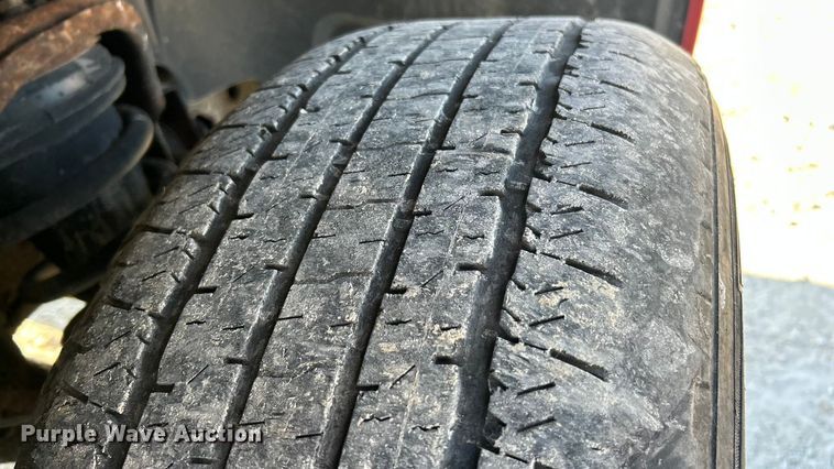 image for item ET6982 2009 Chevrolet  Silverado 1500 LT Crew Cab pickup truck