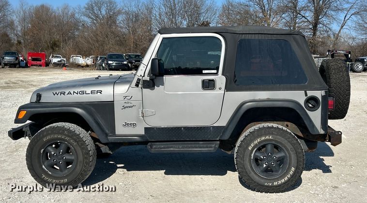 image for item ET6983 2001 Jeep Wrangler Sport SUV