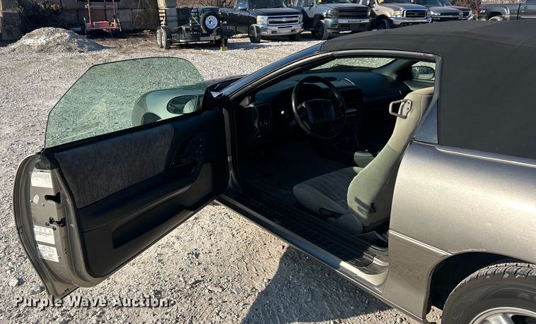 image for item ET6984 2001 Chevrolet Camaro 