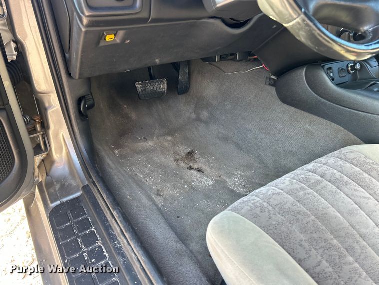 image for item ET6984 2001 Chevrolet Camaro 