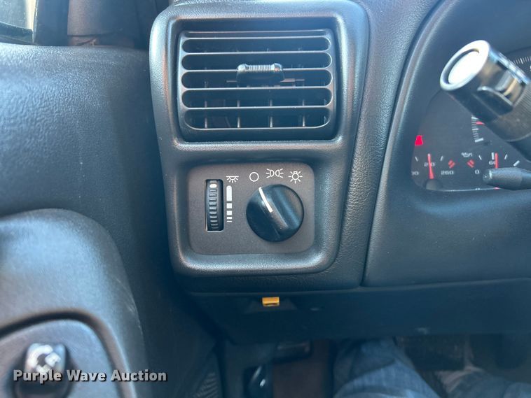 image for item ET6984 2001 Chevrolet Camaro 