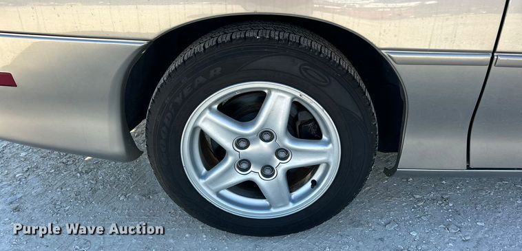 image for item ET6984 2001 Chevrolet Camaro 