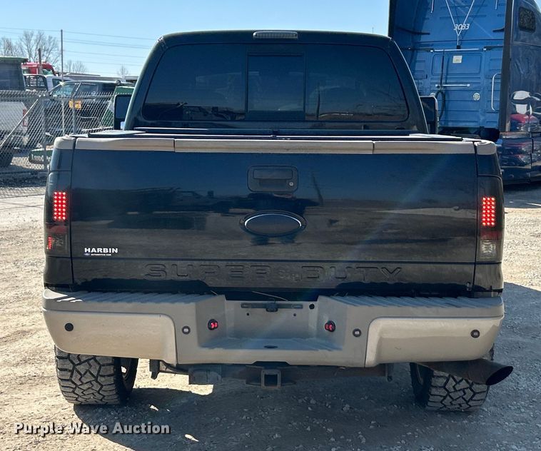 image for item ET6985 2008 Ford F250 Super Duty Crew Cab pickup truck