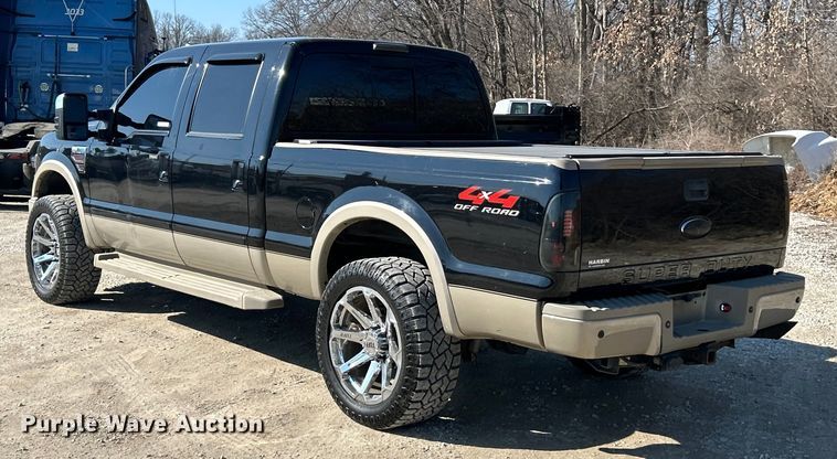 image for item ET6985 2008 Ford F250 Super Duty Crew Cab pickup truck