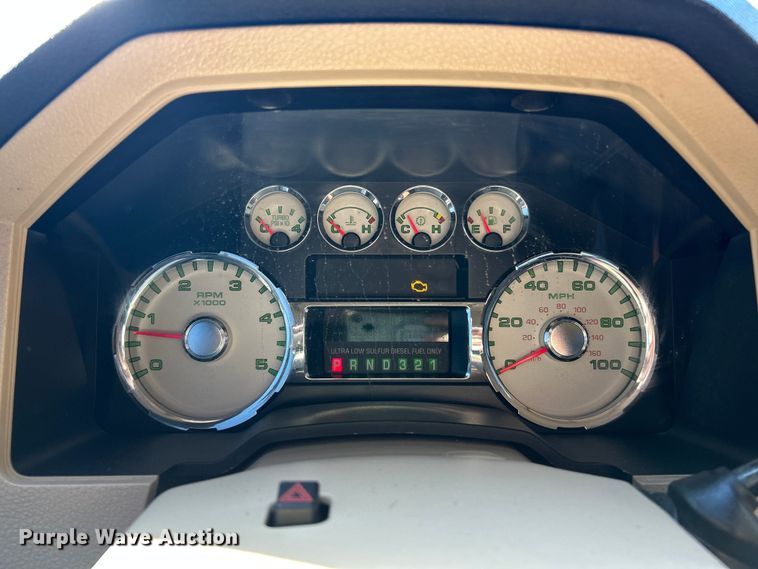 image for item ET6985 2008 Ford F250 Super Duty Crew Cab pickup truck