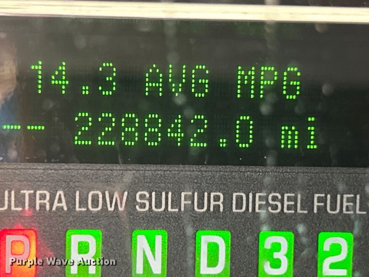 image for item ET6985 2008 Ford F250 Super Duty Crew Cab pickup truck