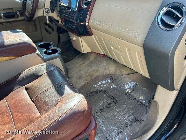 image for item ET6985 2008 Ford F250 Super Duty Crew Cab pickup truck