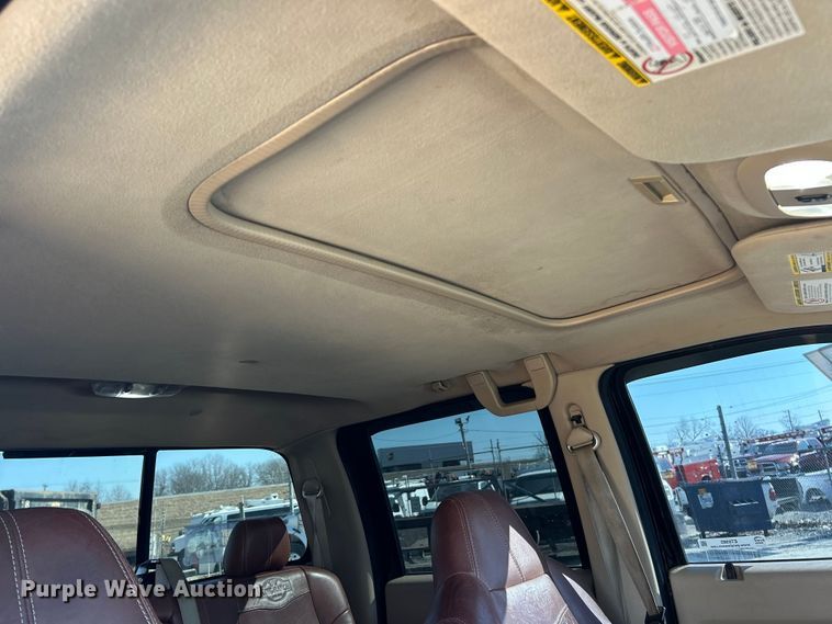 image for item ET6985 2008 Ford F250 Super Duty Crew Cab pickup truck